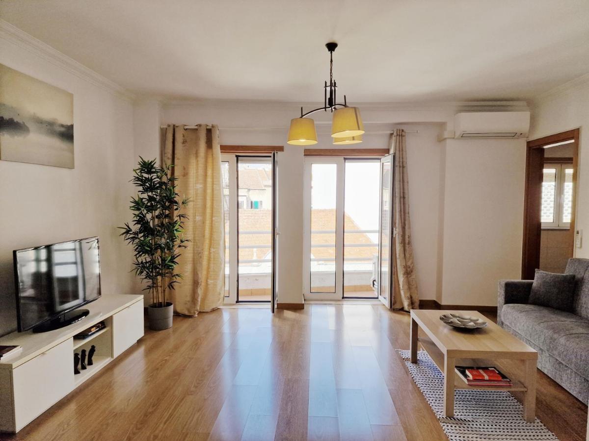 Apartment Near Parque Nacoes Lissabon